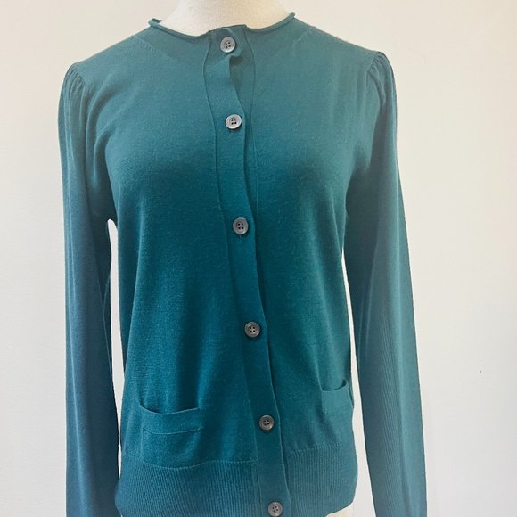 green button down cardigan sweater - Picture 3 of 7